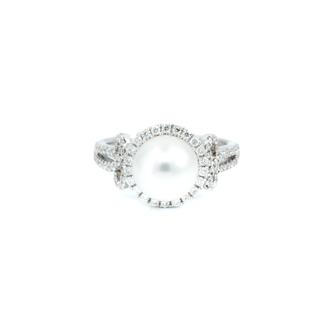 Akoya Pearl Halo Diamond Ring LR9161H
